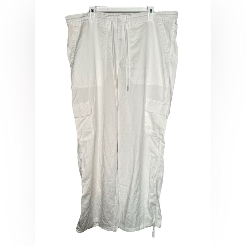 Wild Fable Women's Low Rise Parachute Cargo Pants Tan Size XXL